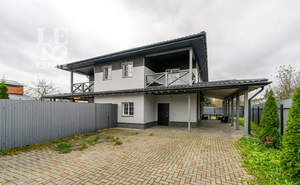 Дом 120м², 2-этажный, на длительный срок,