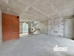 Таунхаус 213м², 3-этажный, участок 2 сот.