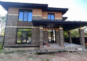 Дом 210м², 2-этажный, участок 5 сот.