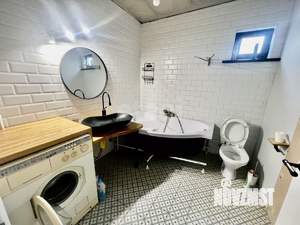 Дом 100м², 2-этажный, участок 6 сот.