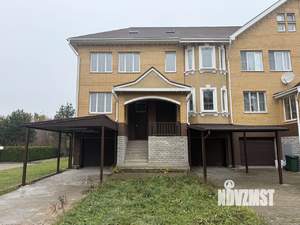 Таунхаус 405м², 4-этажный, участок 3 сот.