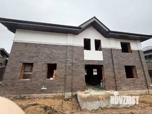 Коттедж 245м², 2-этажный, участок 5 сот.