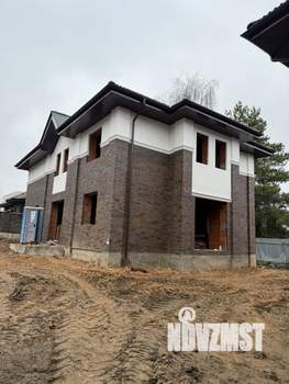 Коттедж 245м², 2-этажный, участок 5 сот.