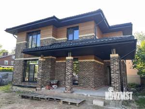 Дом 210м², 2-этажный, участок 5 сот.