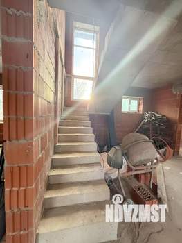 Коттедж 250м², 2-этажный, участок 5 сот.