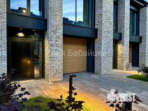 Таунхаус 214м², 3-этажный, участок 2 сот.