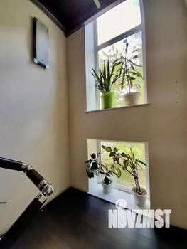 Дом 322м², 3-этажный, участок 11 сот.