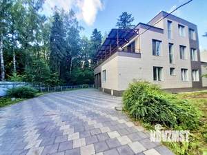 Дом 322м², 3-этажный, участок 11 сот.