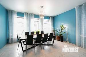 Дом 327м², 2-этажный, участок 12 сот.