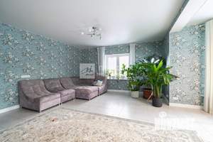 Дом 327м², 2-этажный, участок 12 сот.