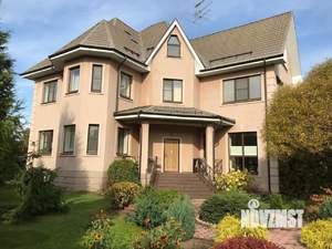 Дом 354м², 3-этажный, участок 12 сот.