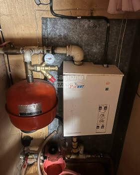 Дом 63м², 2-этажный, участок 7 сот.