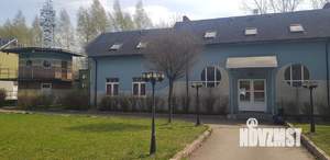 Дом 270м&sup2;, 2-этажный, на длительный срок, 