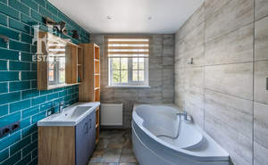 Дом 120м&sup2;, 2-этажный, на длительный срок, 