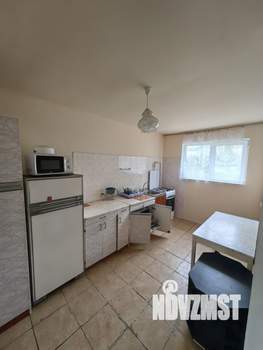Таунхаус 180м², 3-этажный, на длительный срок, 