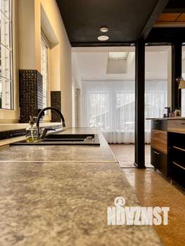 Коттедж 200м², 2-этажный, на длительный срок, 