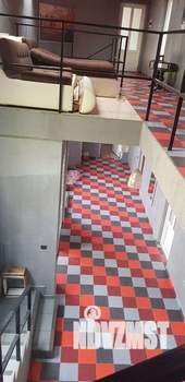 Дом 270м&sup2;, 2-этажный, на длительный срок, 