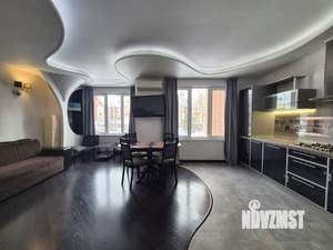 Таунхаус 200м&sup2;, 4-этажный, на длительный срок, 