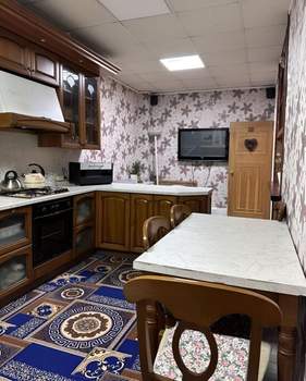 Дом 120м&sup2;, 2-этажный, на длительный срок, 