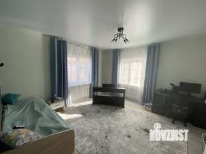 Дом 300м&sup2;, 2-этажный, на длительный срок, 