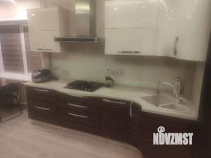 Дом 170м&sup2;, 3-этажный, на длительный срок, 