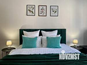 Дом 160м&sup2;, 4-этажный, посуточно, 