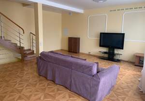 Дом 161м&sup2;, 4-этажный, на длительный срок, 