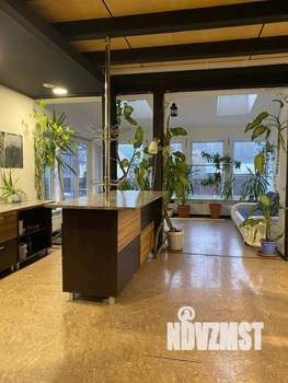 Коттедж 200м², 2-этажный, на длительный срок, 