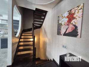 Таунхаус 200м&sup2;, 4-этажный, на длительный срок, 