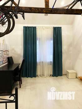 Коттедж 200м², 2-этажный, на длительный срок, 