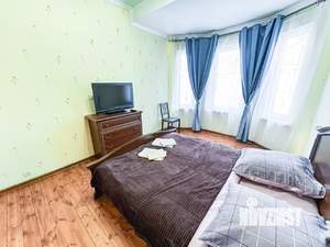 Таунхаус 153м², 4-этажный, на длительный срок, 