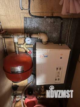 Дом 63м&sup2;, 2-этажный, участок 7 сот.  