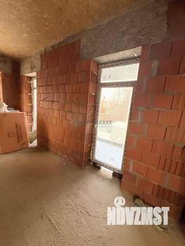 Дом 250м&sup2;, 2-этажный, участок 5 сот.  