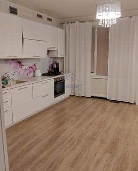 Дом 154м², 4-этажный, участок 2 сот.  