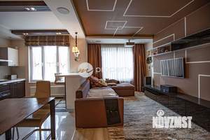 Таунхаус 116м&sup2;, 3-этажный, участок 1 сот.  