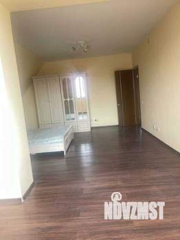 Дом 350м², 3-этажный, участок 16 сот.  
