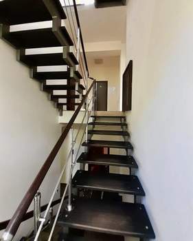 Дом 322м², 3-этажный, участок 11 сот.  