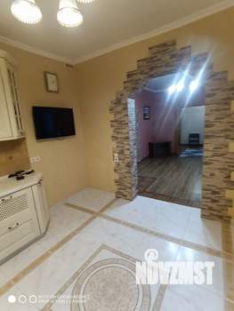 Дом 160м², 2-этажный, участок 5 сот.  