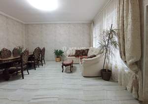 Дом 180м², 2-этажный, участок 8 сот.  