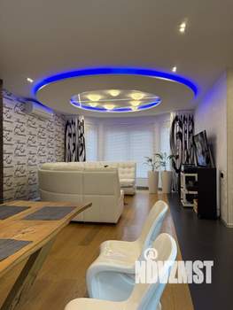 Таунхаус 240м², 3-этажный, участок 2 сот.  