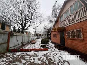 Дом 63м&sup2;, 2-этажный, участок 7 сот.  