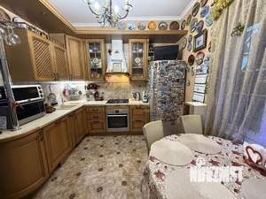 Таунхаус 180м&sup2;, 4-этажный, участок 2 сот.  