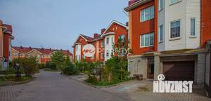 Таунхаус 116м&sup2;, 3-этажный, участок 1 сот.  