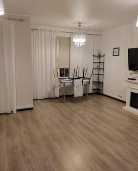 Дом 154м², 4-этажный, участок 2 сот.  