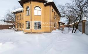 Дом 327м&sup2;, 2-этажный, участок 12 сот.  