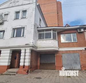 Таунхаус 331м², 3-этажный, участок 1 сот.  