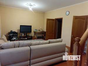 Дом 230м², 3-этажный, участок 6 сот.  