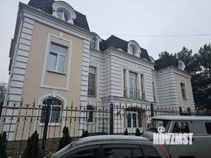 Коттедж 600м², 3-этажный, участок 1260 сот.  
