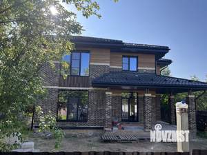 Дом 210м², 2-этажный, участок 5 сот.  