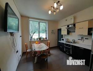 Дом 322м&sup2;, 3-этажный, участок 11 сот.  